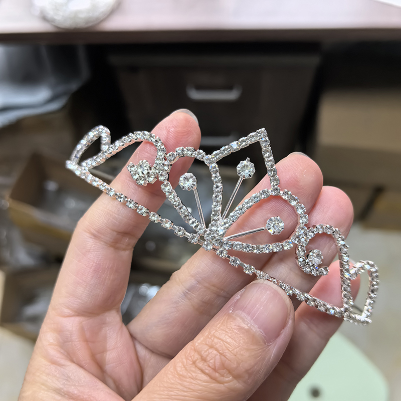 Srebrna Korona Ślubna z Cyrkon – Women Knight Accessories recenzja i cena