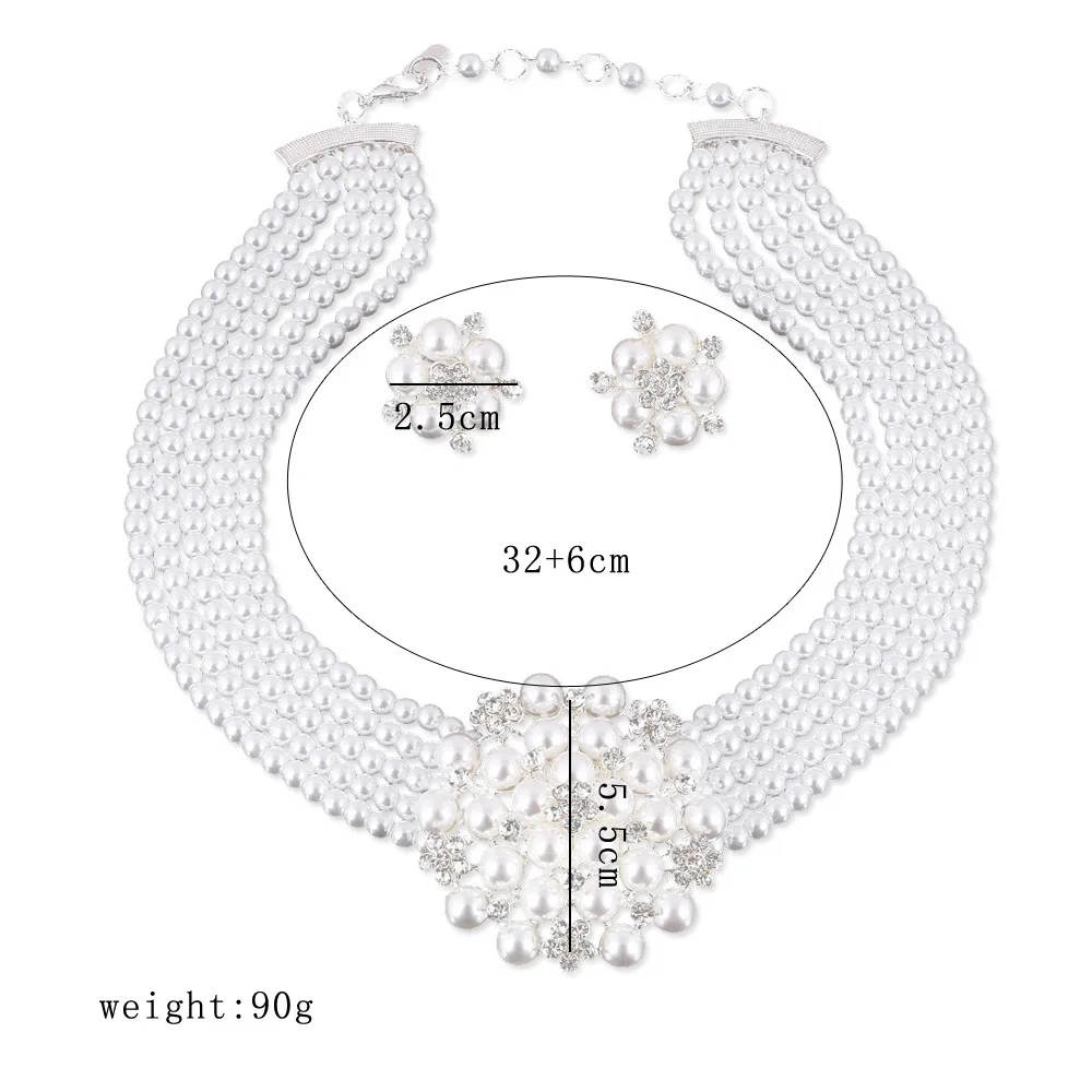 Audrey Hepburn Breakfast at Ti – Women'S Accessories In The 1950S recenzja i cena